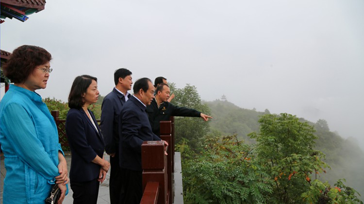 省市場監(jiān)督管理局黨組書記、局長王忠習調(diào)研金徽股份