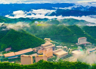 金色云海